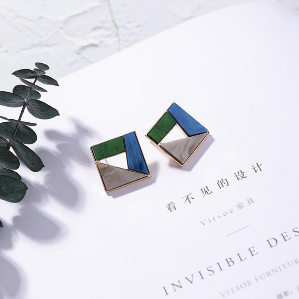 ❤️️NEW UNIQUE Square Handmade Stud Earrings 3 - Picture 1 of 3
